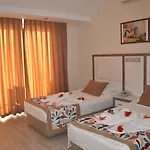 Acar Hotel